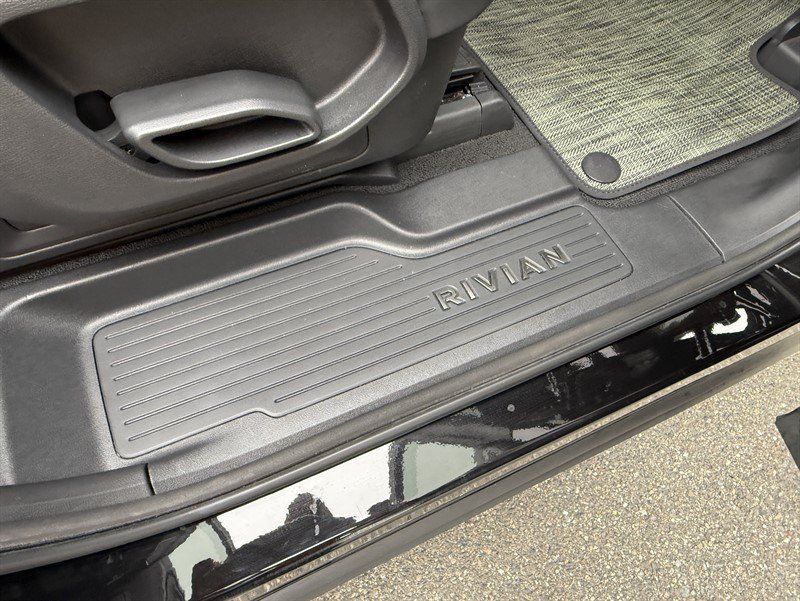 Used 2024 Rivian R1S Adventure Quad AWD/4WD image 25