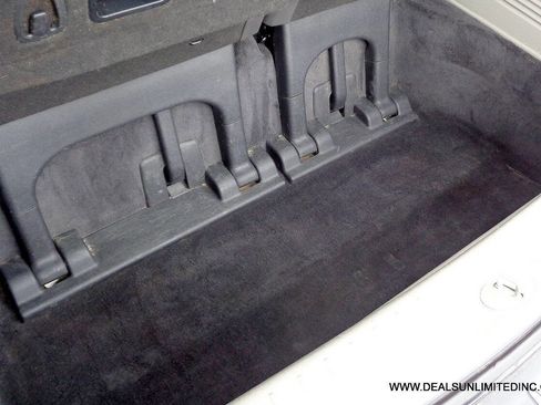 Used 2017 Kia Sedona LX w/ LX Essentials Premium Package image 19