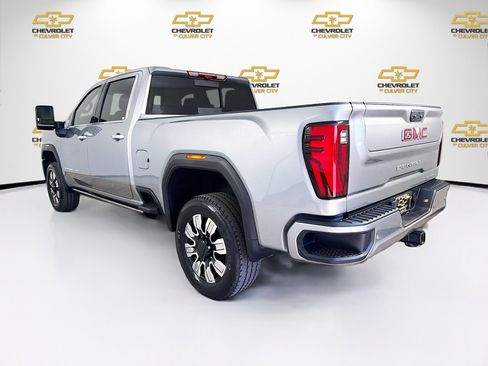 Used 2024 GMC Sierra 2500 Denali w/ Denali Reserve Package AWD/4WD image 5