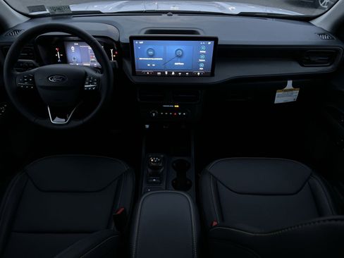 New 2025 Ford Maverick Lobo image 22