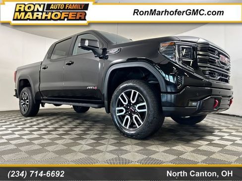 Used 2024 GMC Sierra 1500 AT4 w/ Technology Package AWD/4WD image 1