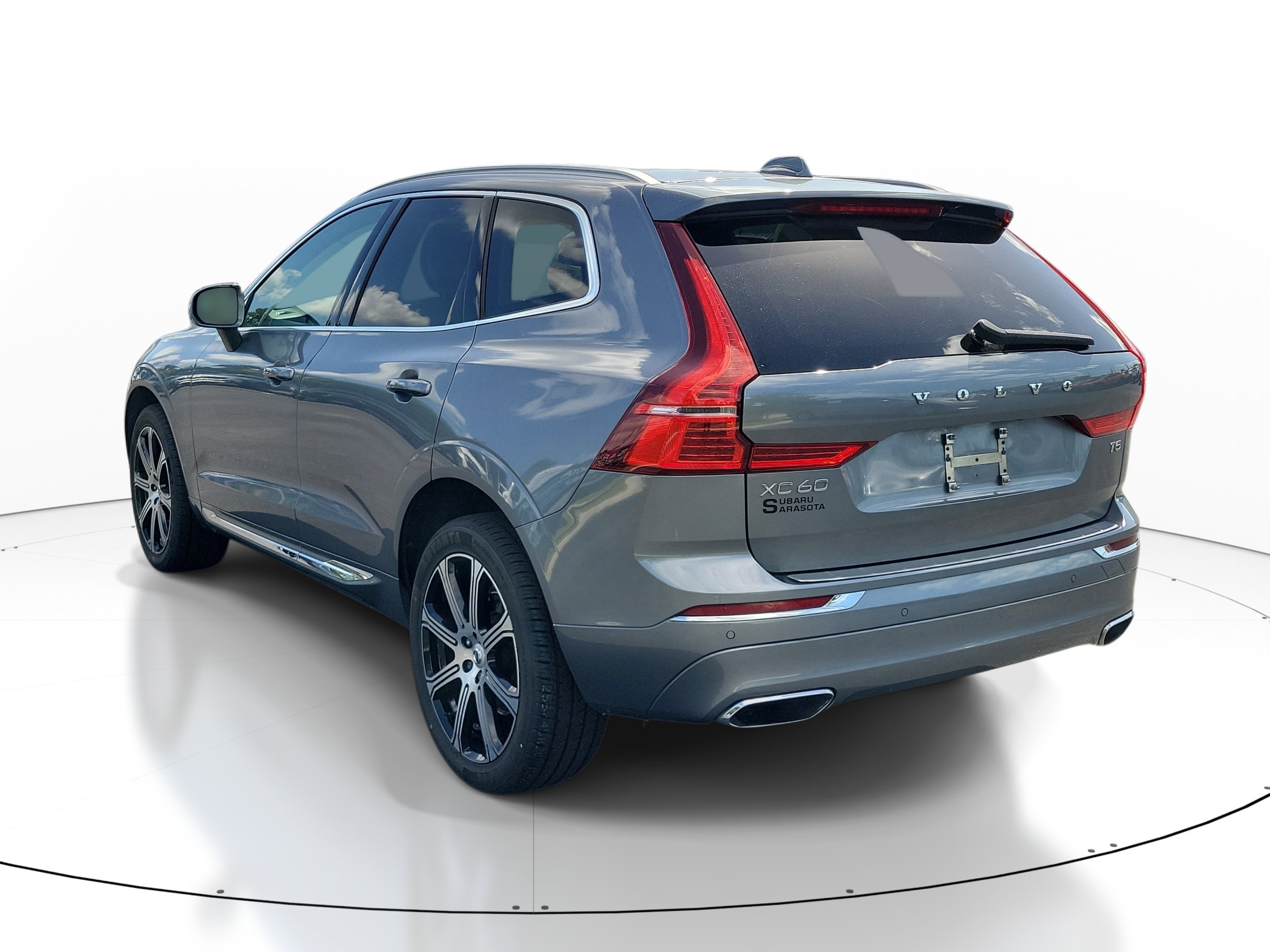 Used 2021 Volvo XC60 T5 Inscription w/ Protection Package Premier FWD image 4