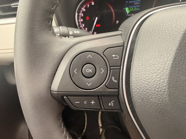 Used 2025 Toyota RAV4 XLE Premium w/ Weather Package FWD image 9
