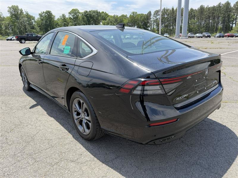 Used 2024 Honda Accord EX-L image 10