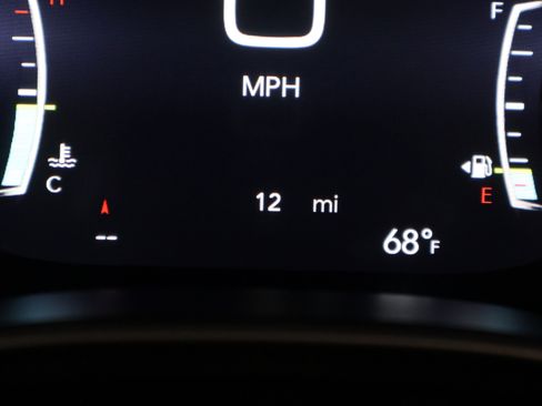 New 2026 Chrysler Pacifica Select image 19