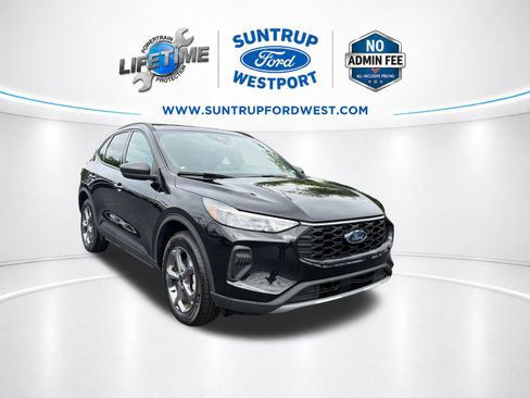 Used 2025 Ford Escape ST-Line AWD/4WD image 3