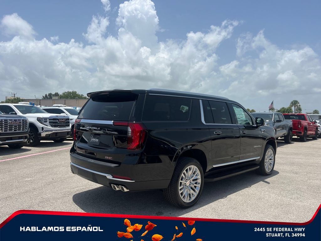 New 2026 GMC Yukon XL Denali w/ Advanced Technology Package AWD/4WD image 7