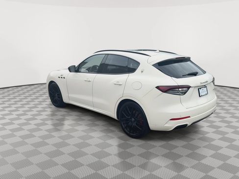 Used 2022 Maserati Levante GT AWD/4WD image 6
