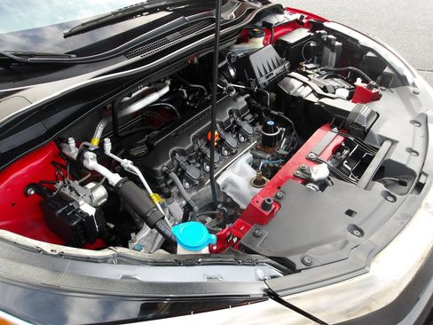 Used 2019 Honda HR-V Sport image 23