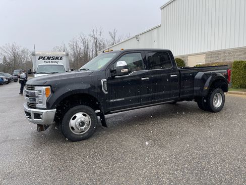 Used 2019 Ford F350 King Ranch w/ King Ranch Ultimate Package AWD/4WD image 6