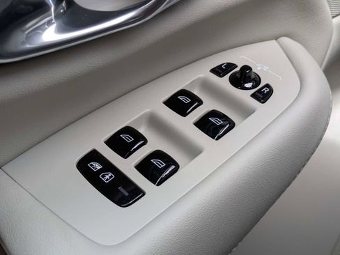 New 2026 Volvo XC90 B6 Ultra w/ Protection Package AWD/4WD image 34