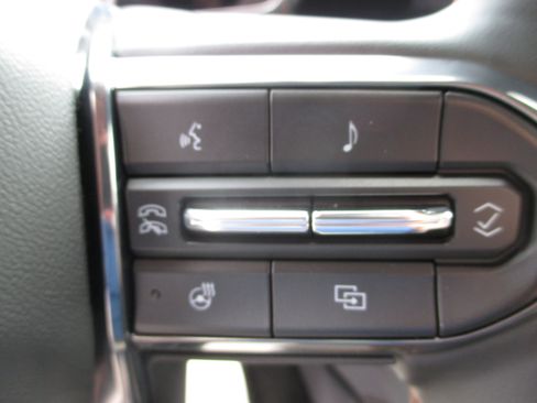 Used 2023 GMC Canyon AT4 w/ AT4 Premium Package AWD/4WD image 27