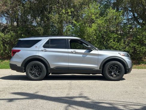 Used 2021 Ford Explorer Timberline AWD/4WD image 3