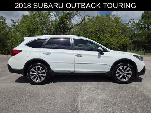Used 2018 Subaru Outback 3.6R Touring AWD/4WD image 2