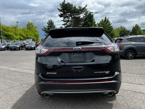 Used 2016 Ford Edge Titanium AWD/4WD image 4