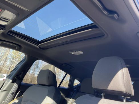 New 2026 Subaru Crosstrek 2.5i Limited w/ Crosstrek Mirror Package image 9