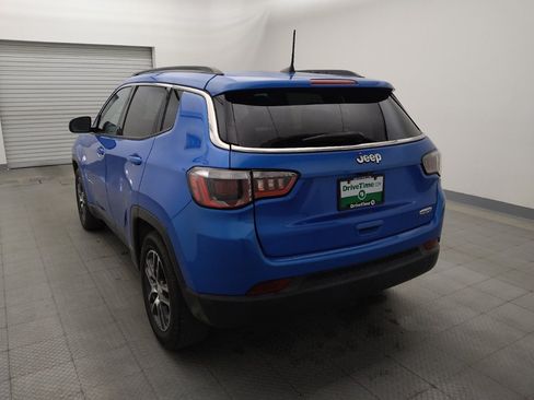 Used 2019 Jeep Compass Latitude FWD image 6