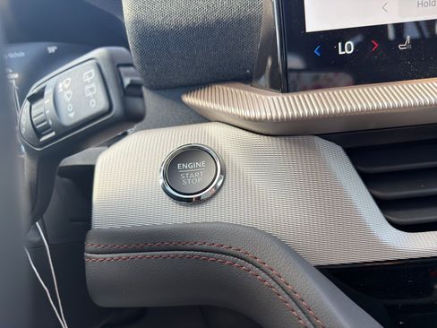New 2026 Ford Explorer Active RWD image 34