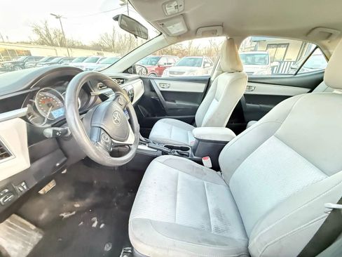 Used 2016 Toyota Corolla LE image 9
