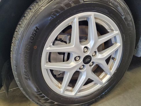 Used 2024 Ford Edge SEL image 31