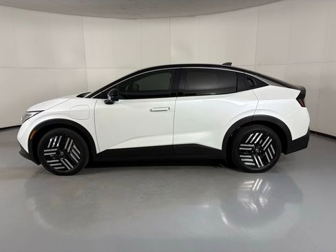 New 2026 Nissan Leaf SV+ image 5