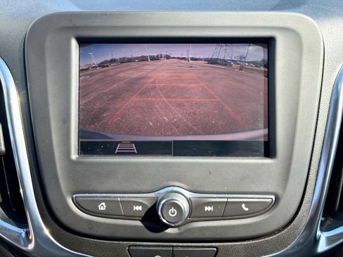 Used 2022 Chevrolet Equinox LT image 14