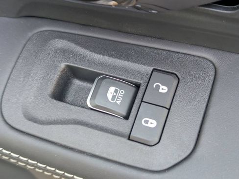 New 2026 RAM 2500 Limited AWD/4WD image 33