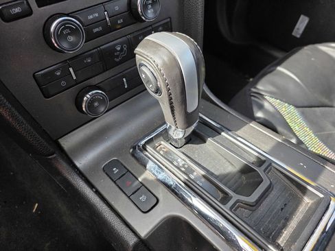 Used 2013 Ford Mustang Coupe image 7