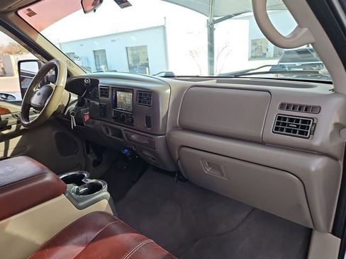 Used 2002 Ford F250 Lariat image 22
