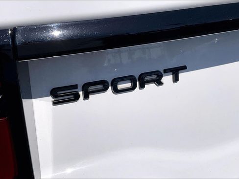 Certified 2023 Land Rover Discovery Sport SE AWD/4WD image 9