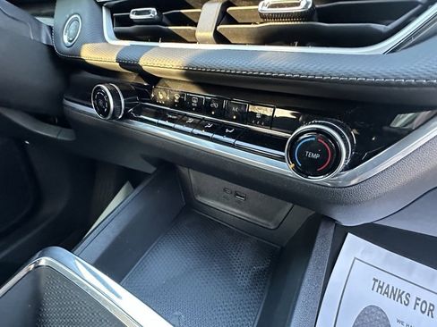 New 2026 Chevrolet Equinox LT image 13