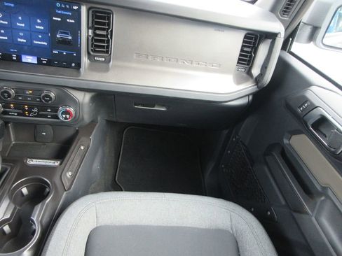 Used 2025 Ford Bronco 2-Door image 30