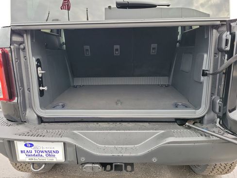 New 2025 Ford Bronco Heritage Edition image 10