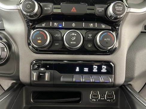Used 2021 RAM 1500 Laramie AWD/4WD image 27
