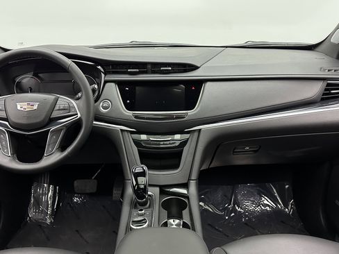 Used 2025 Cadillac XT5 Premium Luxury image 30