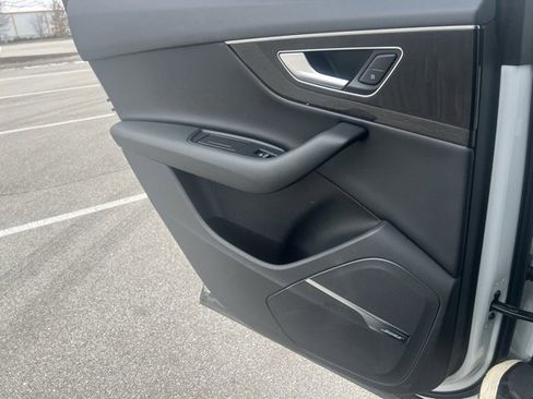 Used 2019 Audi Q7 3.0T Premium Plus w/ Premium Plus Package image 31