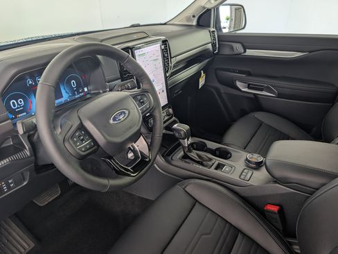 New 2025 Ford Ranger Lariat w/ FX4 Off-Road Package image 10