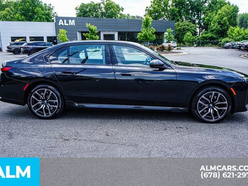 Used 2023 BMW 760i xDrive AWD/4WD image 8