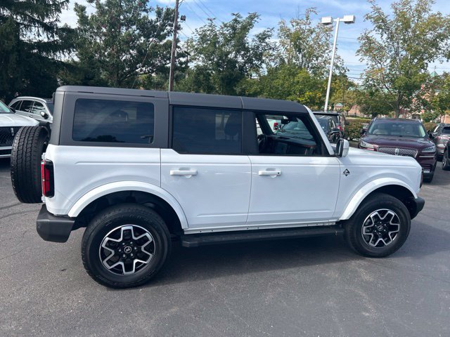 Used 2023 Ford Bronco Outer Banks AWD/4WD image 9