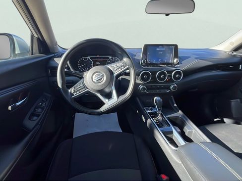 Used 2023 Nissan Sentra SV image 11