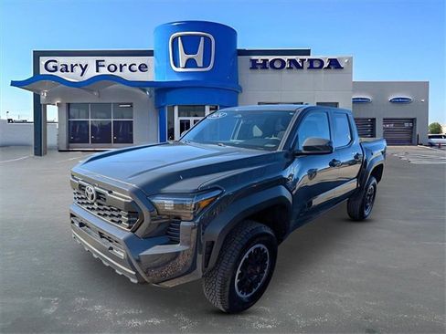 Used 2024 Toyota Tacoma SR5 image 4