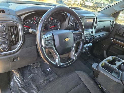 Used 2021 Chevrolet Silverado 1500 LT image 10