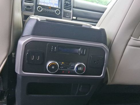 Used 2019 Ford Expedition Max Platinum AWD/4WD image 12