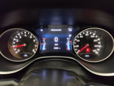 Used 2018 Jeep Compass Latitude w/ Popular Equipment Group AWD/4WD image 23