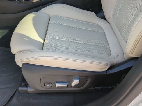 Used 2024 BMW X3 sDrive30i w/ Premium Package RWD image 15