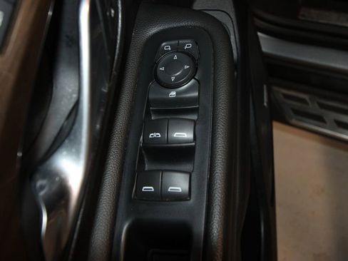 Used 2020 GMC Terrain Denali w/ Denali Premium Package AWD/4WD image 6