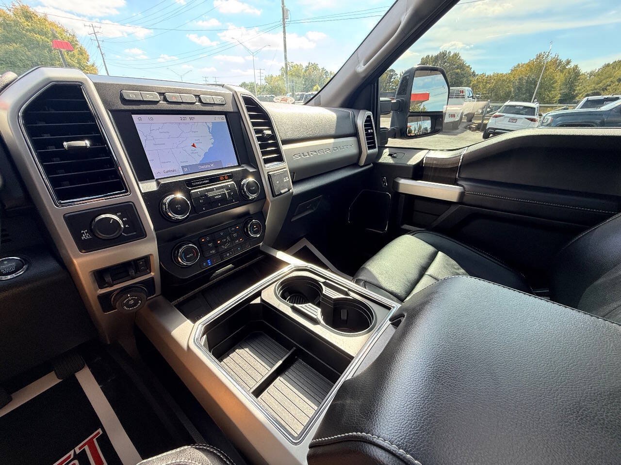 Used 2021 Ford F350 Lariat AWD/4WD image 32