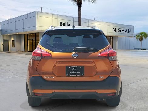 Used 2019 Nissan Kicks SR w/ Exterior Electronics Package FWD image 5
