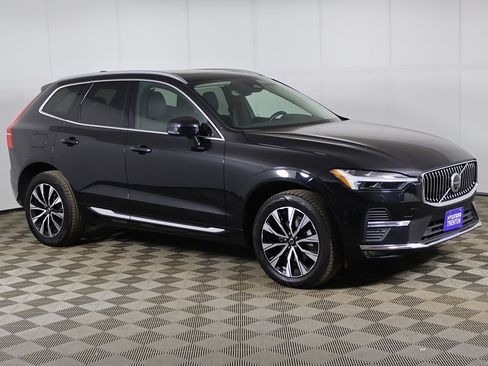 Used 2023 Volvo XC60 B5 Plus AWD/4WD image 49