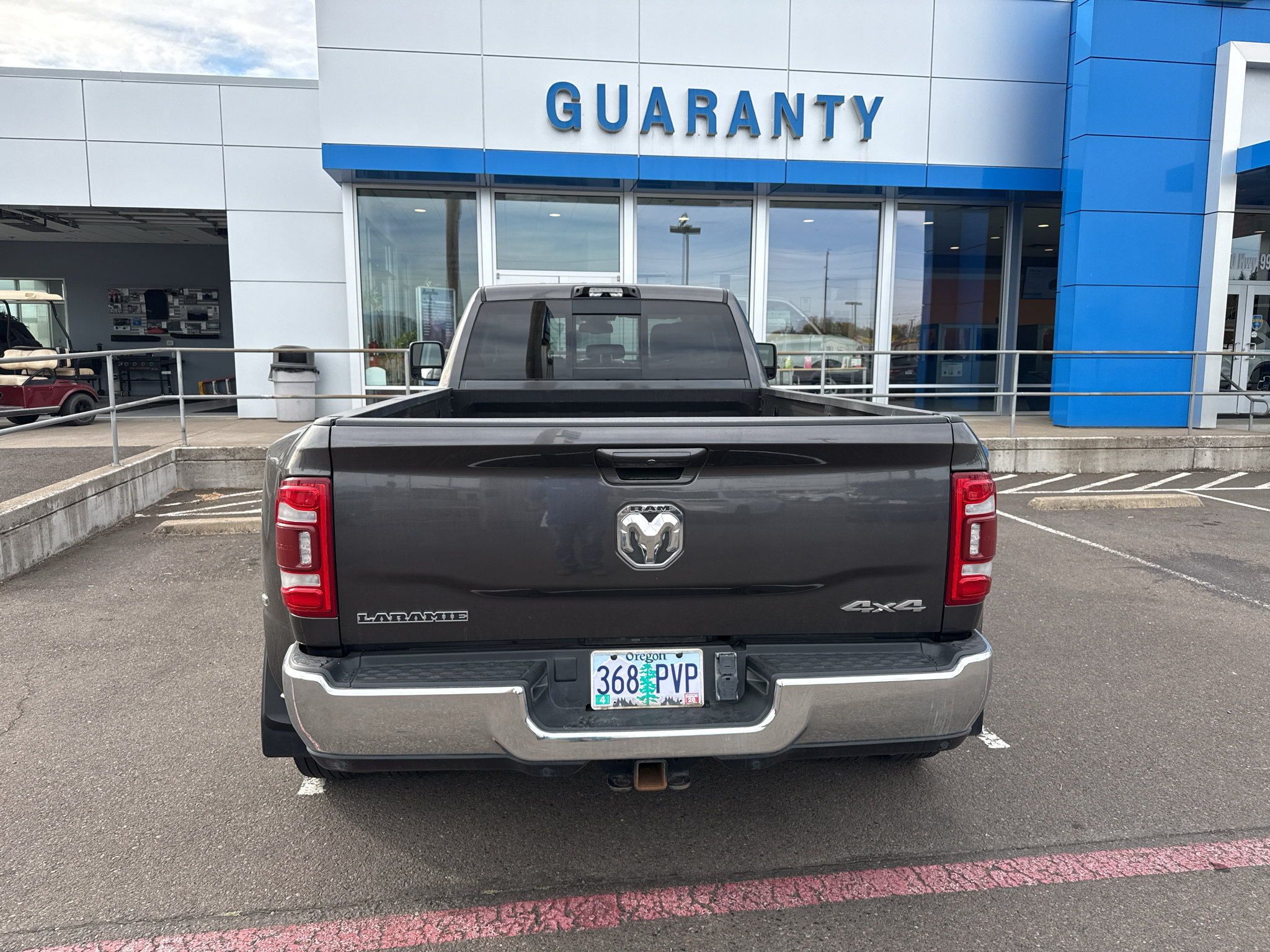 Used 2024 RAM 3500 Laramie AWD/4WD image 4